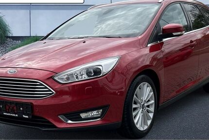 Ford Focus 35.875 km 15.690 € Mittweida 09648