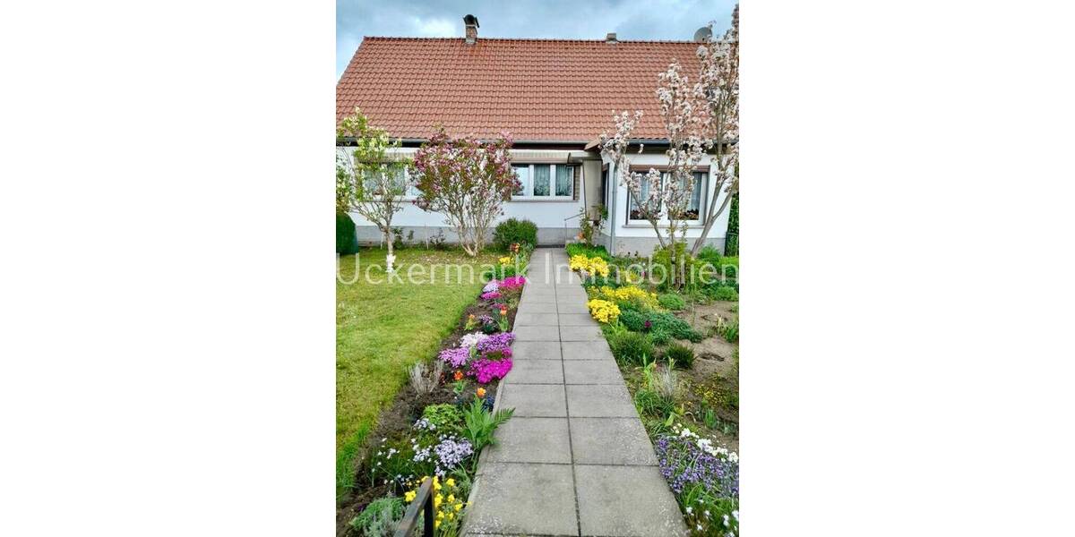 Mehrfamilienhaus, Wohnhaus Templin Beutel - 3 Zimmer, 100 m&sup2;, 134.000&euro; | Angebot:25747637