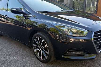 Hyundai i40 126.000 km 8.200 &euro; Dillingen 66763