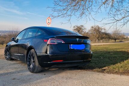 Tesla Model 3 69.200 km 29.950 &euro; Oberboihingen 72644
