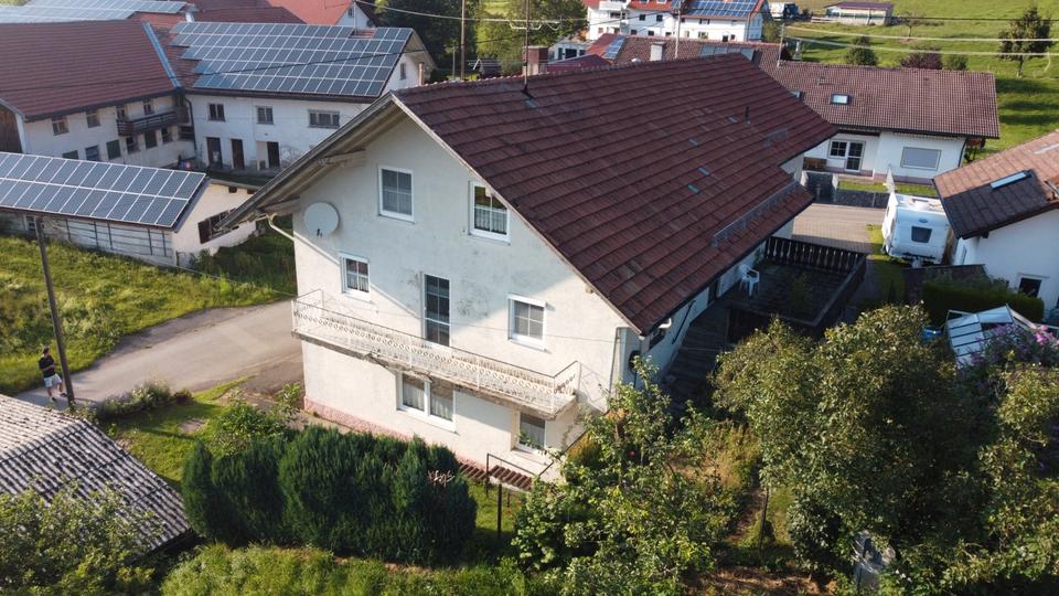 Mehrfamilienhaus, Wohnhaus Dietmannsried - 8 Zimmer, 180 m&sup2;, 315.000&euro; | Angebot:26964747