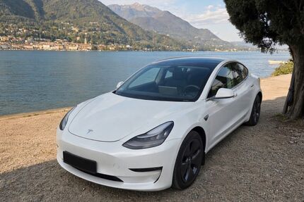 Tesla Model 3 31.000 km 27.799 &euro; Köln 50668