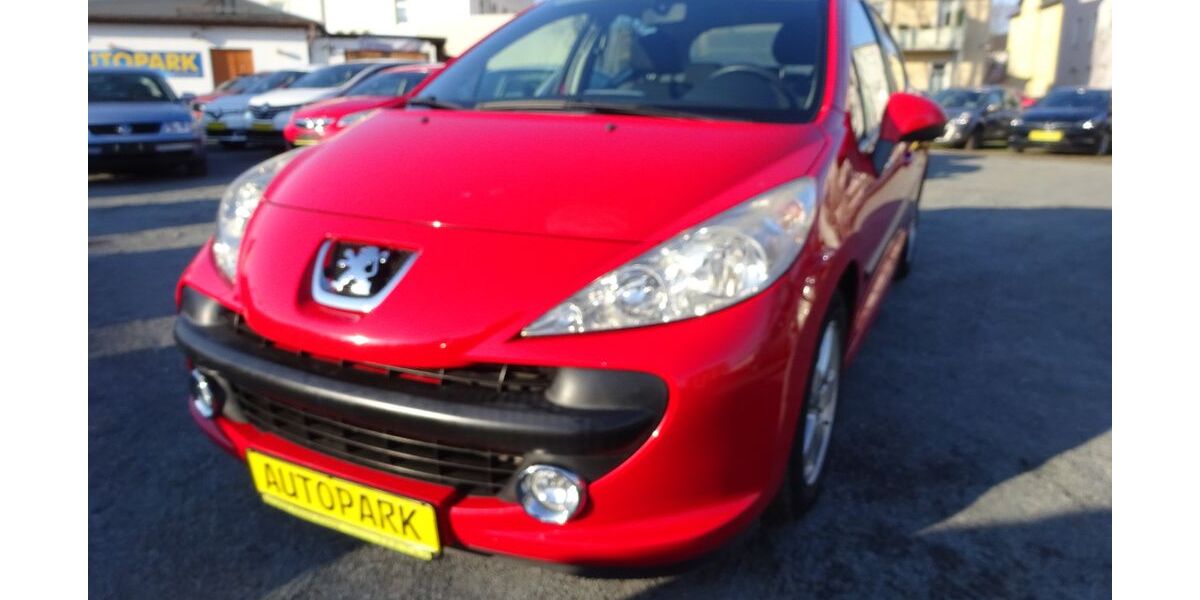 Peugeot 207 116.900 km 3.290 &euro; Heidenau 01809