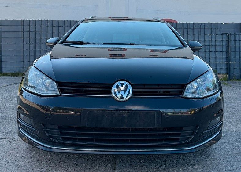 VW Golf 193.073 km 7.299 &euro; Döbeln 04720