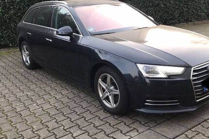 Audi A4 309.000 km 9.400 &euro; Freiburg 79114
