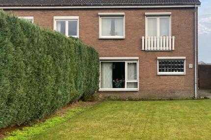 Vollunterkellerte gepflegte Doppelhaushälfte mit freiem Blick 2 zimmer