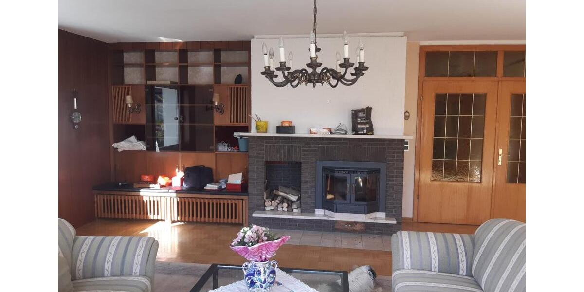 Einfamilienhaus Brilon - 6 Zimmer, 162 m&sup2;, 1.200&euro; | Angebot:25422432