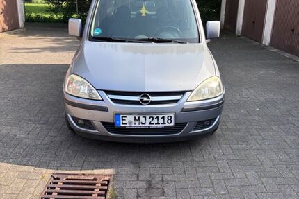 Opel Combo 241.382 km 1.200 € Essen 45326