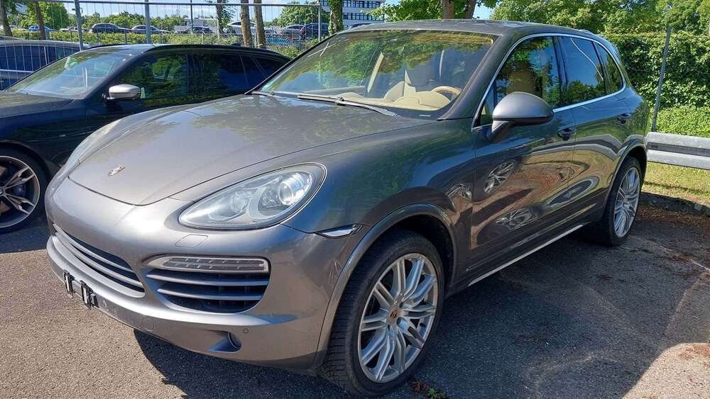Porsche Cayenne 229.000 km 17.599 &euro; Hamburg 20539