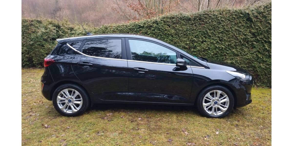 Ford Fiesta 33.615 km 17.000 &euro; Kraiburg 84559