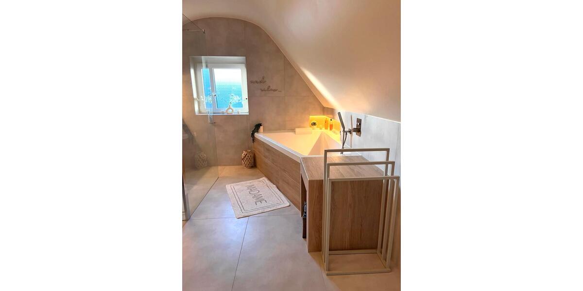 Maisonettenwohnung Brühl - 4.5 Zimmer, 118 m&sup2;, 470.000&euro; | Angebot:25436264