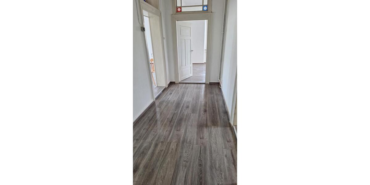 Etagenwohnung Helmbrechts - 4 Zimmer, 120 m&sup2;, 800&euro; | Angebot:25174918