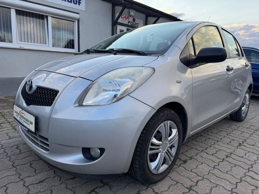Yaris