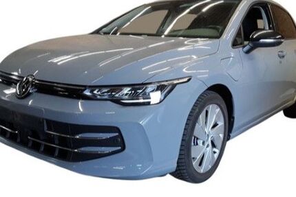 VW Golf 8.290 km 30.510 &euro; Berlin 12105