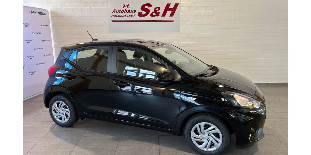 Hyundai i10 8.000 km 16.450 &euro; Halberstadt 38820