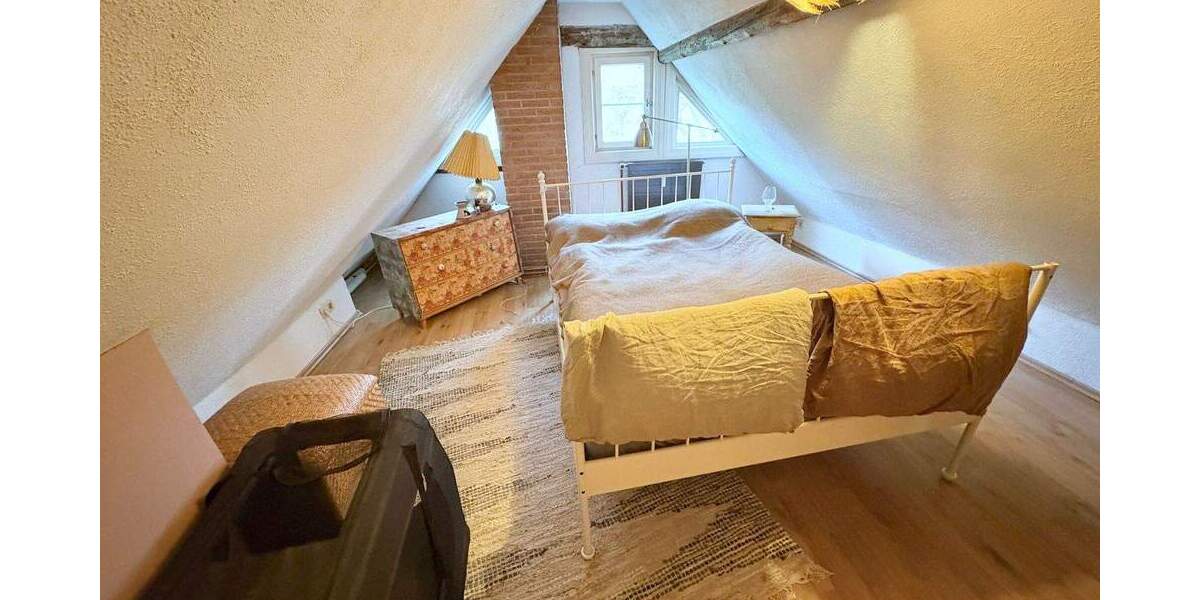 Schönes Fachwerkhaus mit kleinem Garten in ruhiger Lage 4 zimmer