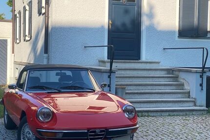 Alfa Romeo Spider 68.800 km 25.900 &euro; München 81377