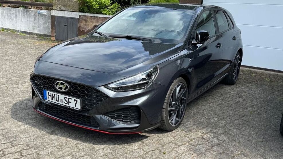 i30