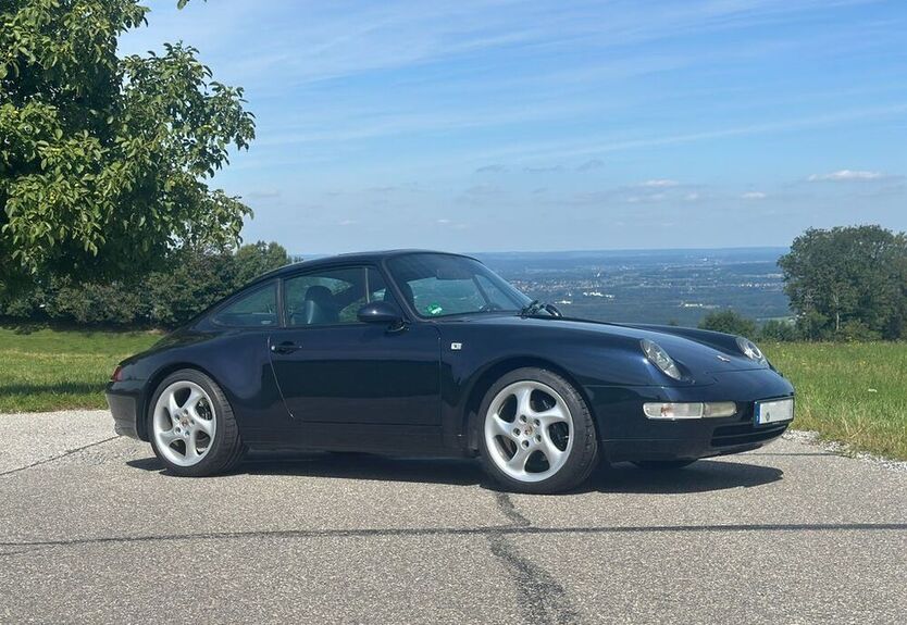 993