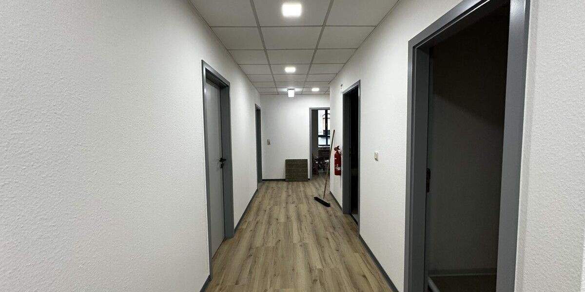 Gewerbeobjekt Saarbrücken St Johann - 1 Zimmer, 410 m&sup2;, 3.000&euro; | Angebot:25565993