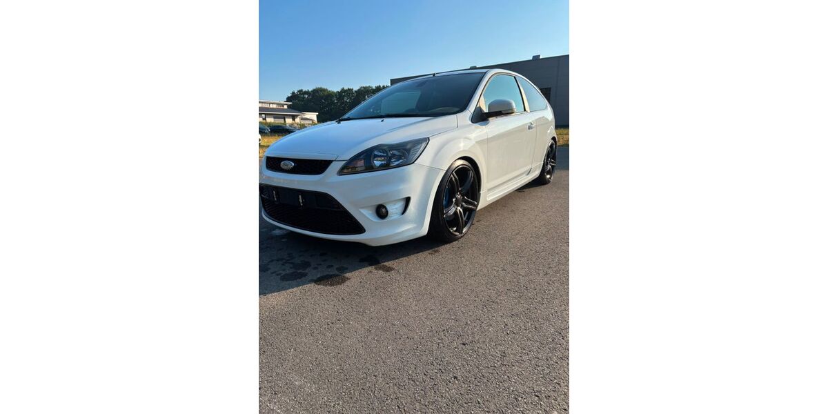 Ford Focus 146.828 km 8.500 &euro; Sögel 49751