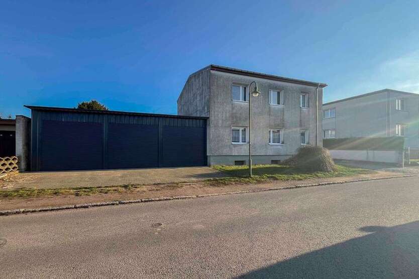 Haus zum Kaufen in Dessau-Roßlau 225.000 € 151.05 m²