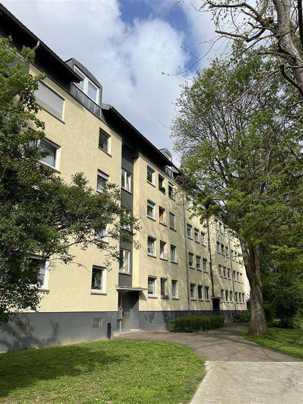 Wohnung zum Mieten in Stuttgart 680 € 70 m² 3 zimmer