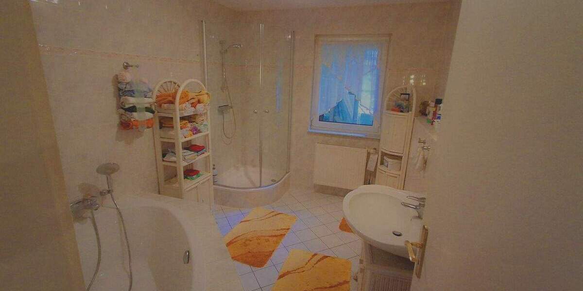 Einfamilienhaus Fehrbellin Brunne - 4 Zimmer, 122 m&sup2;, 270.000&euro; | Angebot:23160137