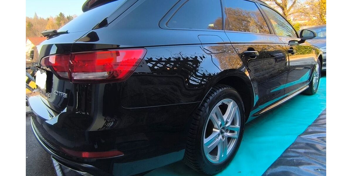 Audi A4 65.000 km 29.999 &euro; Weiden i.d.opf 92637