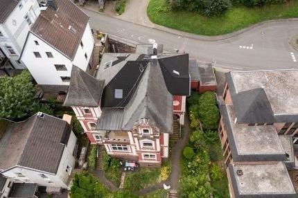 Villa Altena - 11 Zimmer, 424 m&sup2;, 398.000&euro; | Angebot:26414902