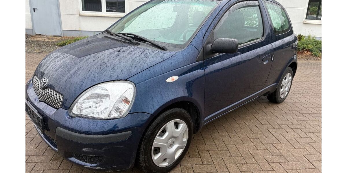Toyota Yaris 149.600 km 1.299 &euro; Greifswald 17489