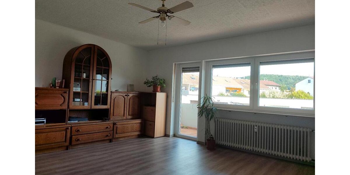 Etagenwohnung Gelnhausen - 3 Zimmer, 101 m&sup2;, 285.000&euro; | Angebot:27141749