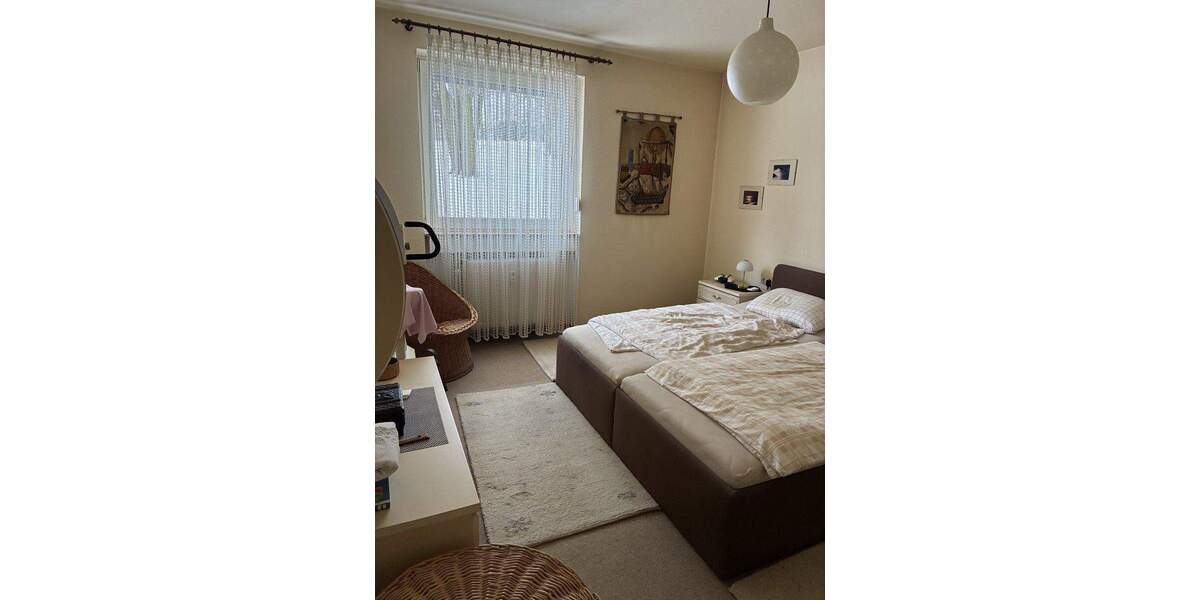 Sofort frei, Ebenerdige Gelegenheit auf dem Eschberg 4-5 Zimmer 4 zimmer