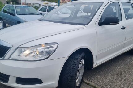 Skoda Octavia 238.000 km 2.900 &euro; Dessau-Roßlau 06842