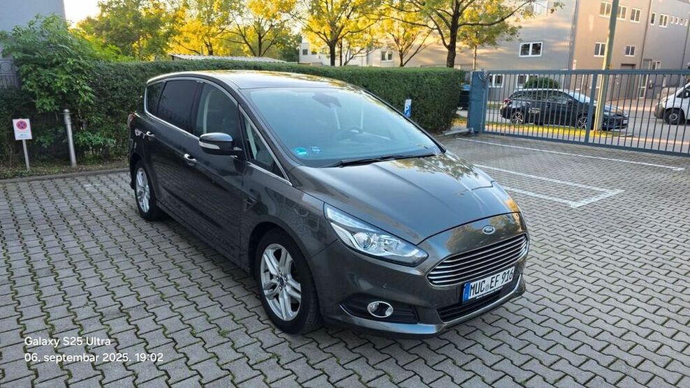 S-Max