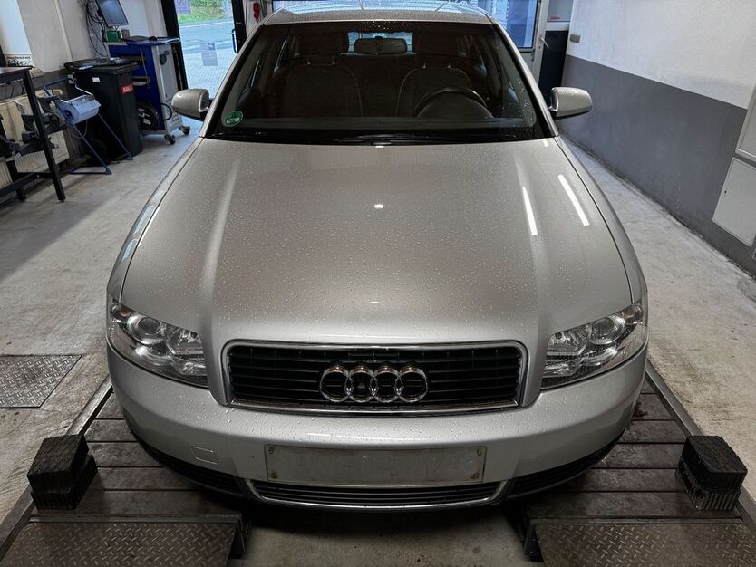 Audi A4 241.000 km 1.900 € Mitterteich 95666