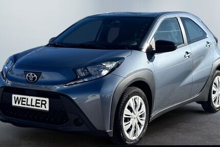 Toyota Aygo (X) 2.817 km 15.390 &euro; Bielefeld 33609