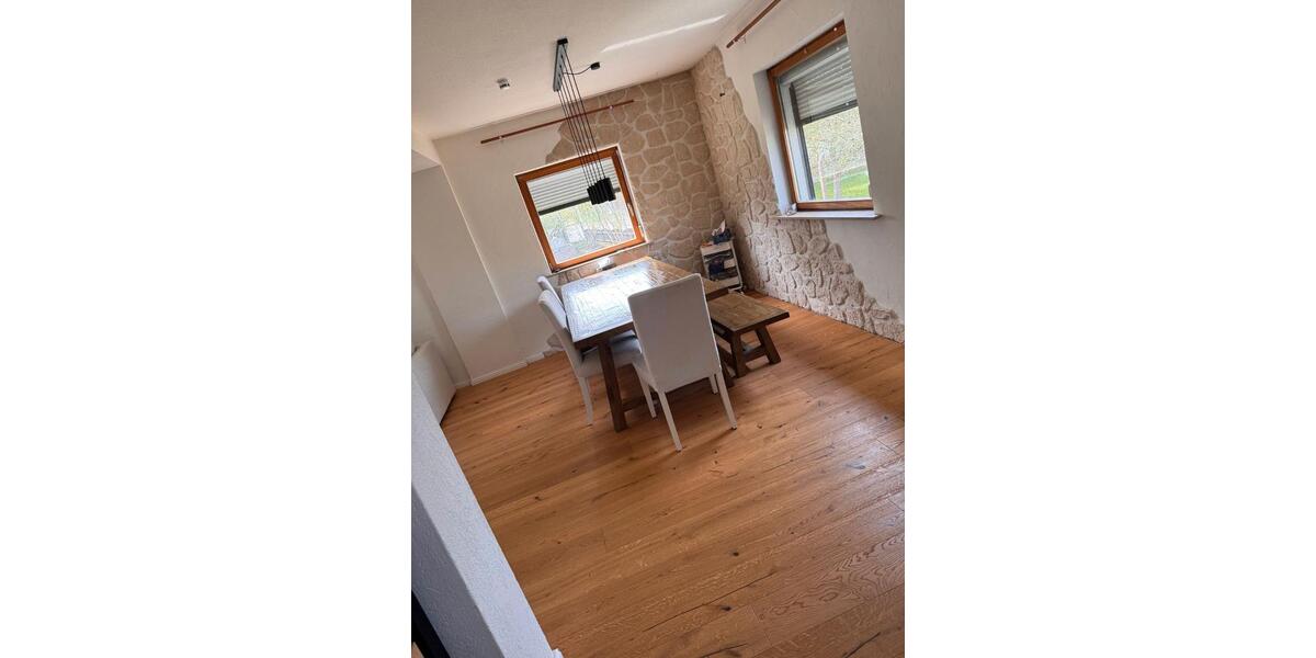 Einfamilienhaus Uffenheim - 5 Zimmer, 135 m&sup2;, 445.000&euro; | Angebot:26293053