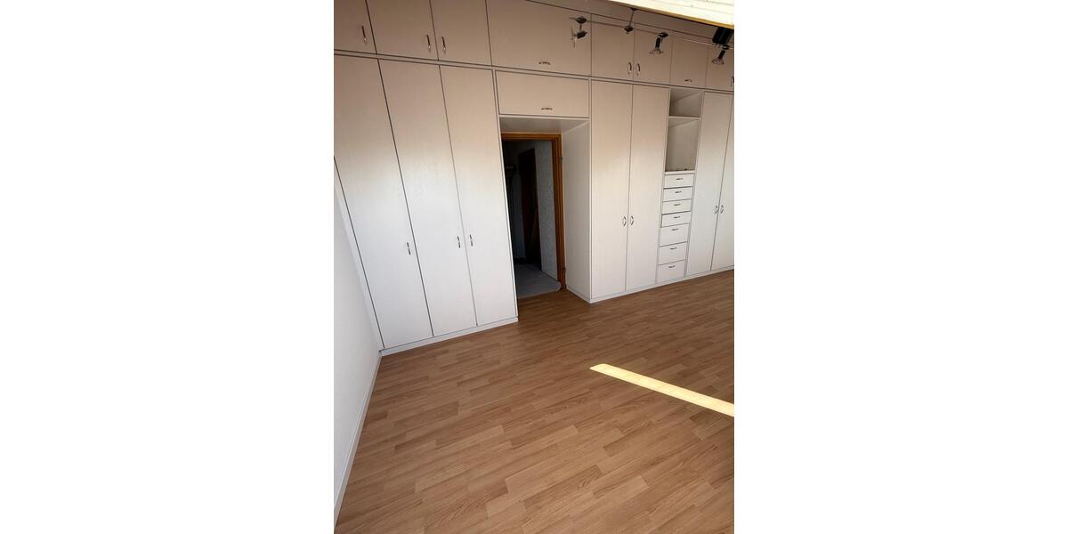 Reihenhaus Rümmingen - 4 Zimmer, 95 m&sup2;, 1.550&euro; | Angebot:25328221