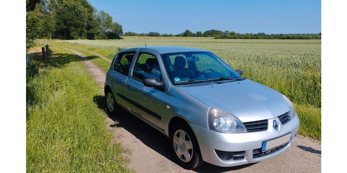 Renault Clio 90.651 km 2.100 &euro; Wardenburg 26203