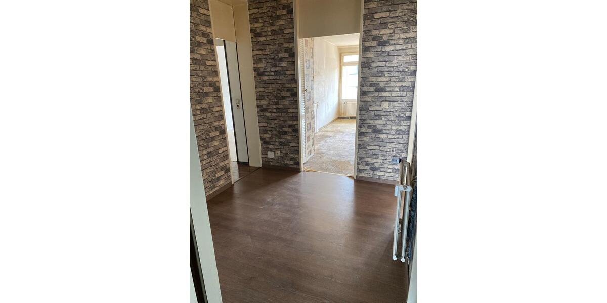 Etagenwohnung Hannover Linden-Limmer - 4 Zimmer, 96 m&sup2;, 900&euro; | Angebot:22183610