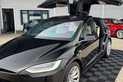 Tesla Model X 102.200 km 45.750 &euro; Emsbüren 48488