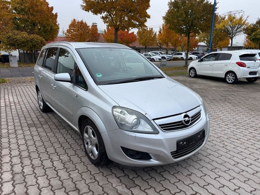 Opel Zafira 142.000 km 1.800 € Gotha 99867