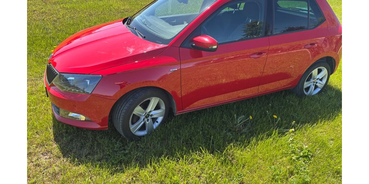Skoda Fabia 206.100 km 5.490 &euro; Bad Endorf 83093