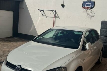VW Golf 138.400 km 10.900 &euro; Ludwigshafen am Rhein 67071
