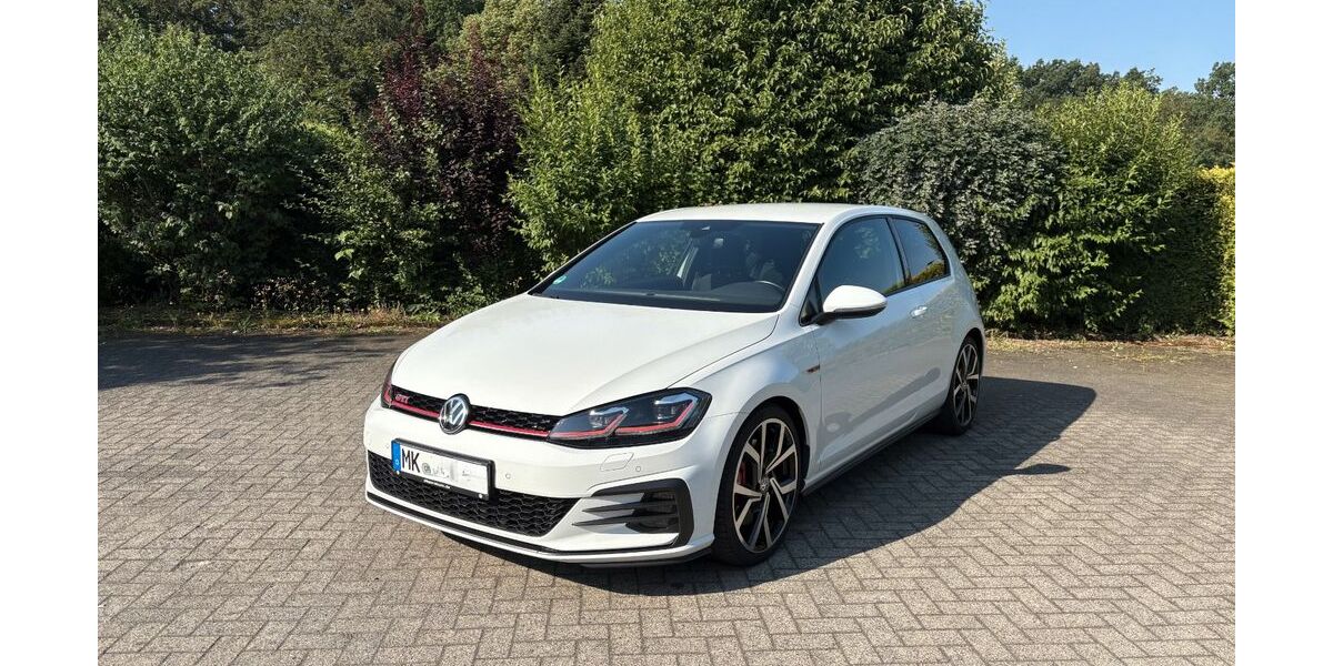 VW Golf 59.500 km 24.100 &euro; Halver 58553