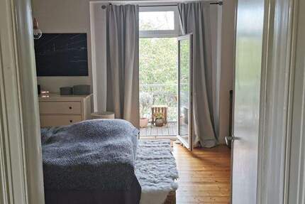 Charmante Altbauwohnung mit sonnigem Balkon im 3. OG sucht neuen Mieter 2 zimmer