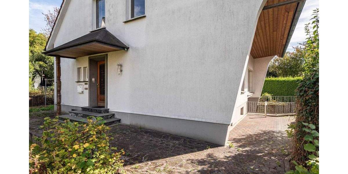 Mehrfamilienhaus, Wohnhaus Arnsberg Obereimer - 9 Zimmer, 206 m&sup2;, 299.000&euro; | Angebot:25664465