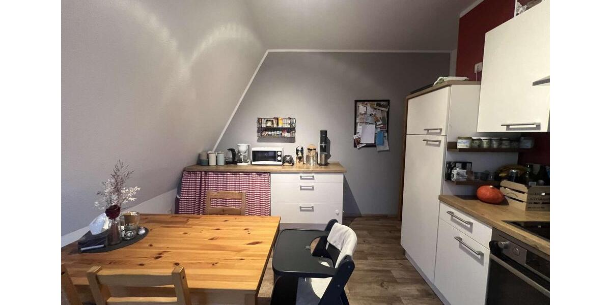 Etagenwohnung Nordenham - 5 Zimmer, 107 m&sup2;, 820&euro; | Angebot:25542233