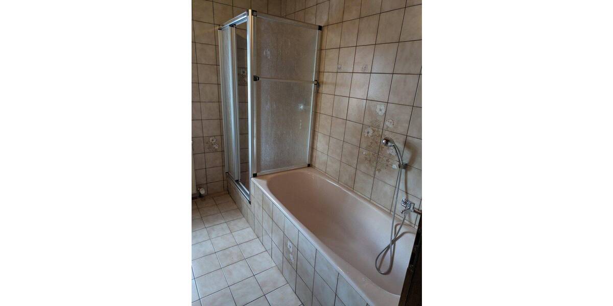 Etagenwohnung Markt Erlbach Mosbach - 4 Zimmer, 100 m&sup2;, 790&euro; | Angebot:26116037